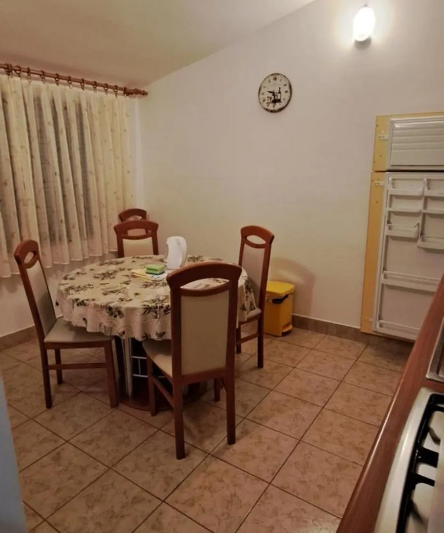 Apartment Anja Паг